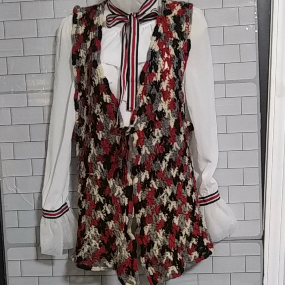 Vintage crochet cardigan vest OS Y2K